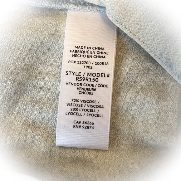 💕NWT Splendid Bleached Indigo Denim Jumpsuit💕 - Picture 9 of 10